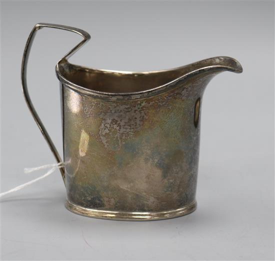 A George III silver cream jug, 4.5oz approx